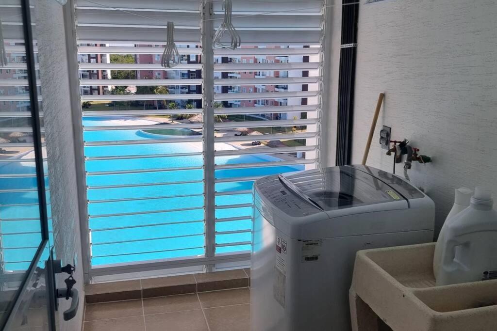 Departamento Con Laguna Artificial Cancún Exterior foto